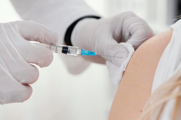 Вакцина для детей и взрослых в Харькове ⭐️ b-healthy clinic